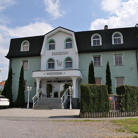 Hotel Wertheim Praga Esterno foto