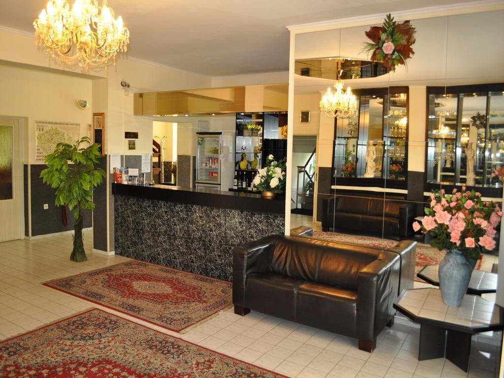 Hotel Wertheim Praga Esterno foto